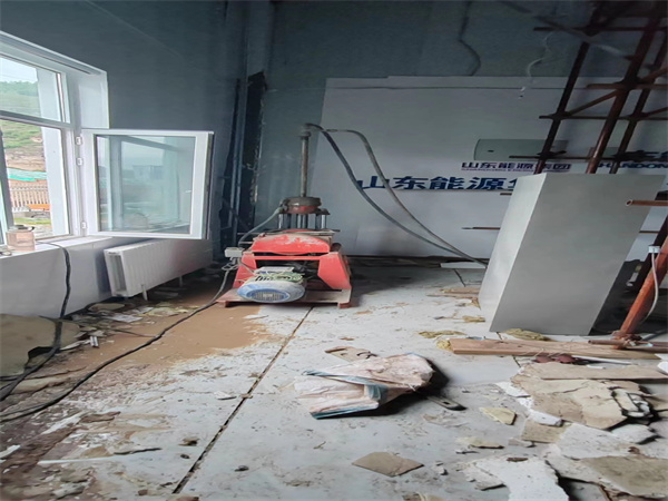 镇远地基基础下沉墙体裂缝加固注浆顶升施工